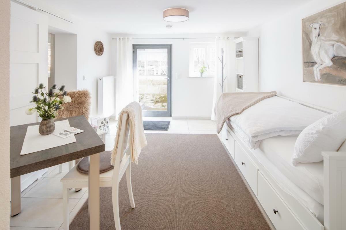 Tiny Ferienwohnung Am Stadtpark Schwäbisch Hall Esterno foto